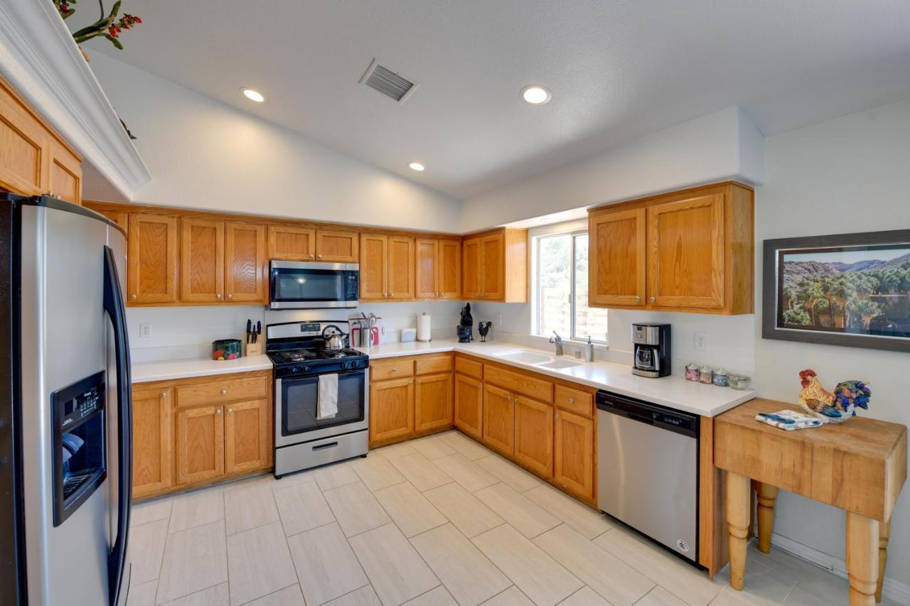 Updated Abode 22 Mi To Joshua Tree National Park! Morongo Valley Exterior foto