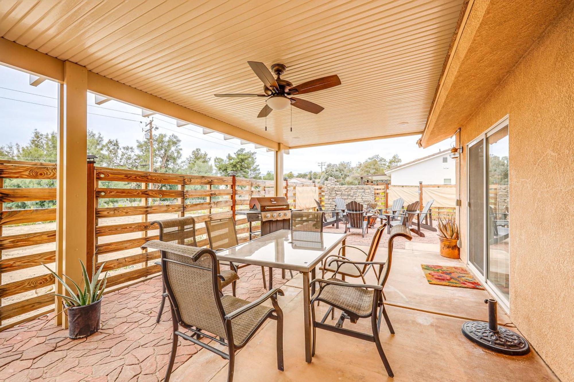 Updated Abode 22 Mi To Joshua Tree National Park! Morongo Valley Exterior foto